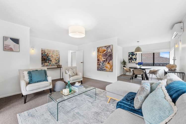 2/98 Mirrabooka Avenue Botany Downs_5