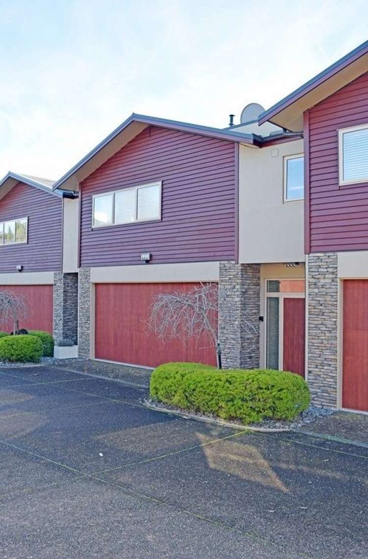 2/15 Tremaine Avenue Taupo_0