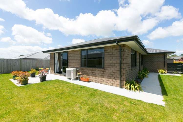 16 Coby Sydney Drive Bell Block_6