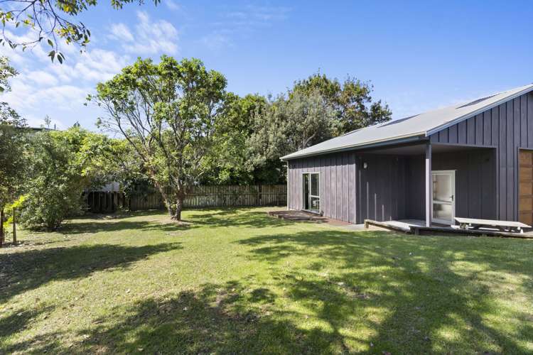 506 Ocean Road Whangamata_41