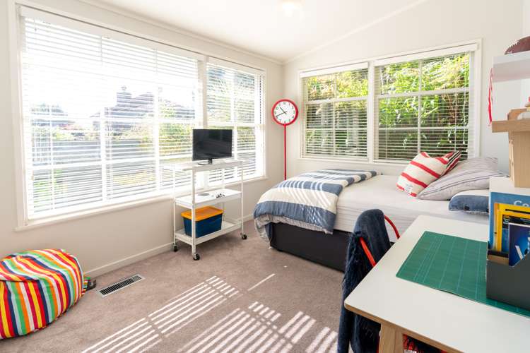 15 Taumaru Avenue Lowry Bay_25