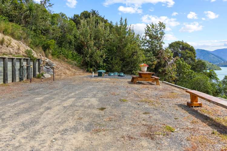 126 Moetapu Bay Road Anakiwa and Surrounds_21