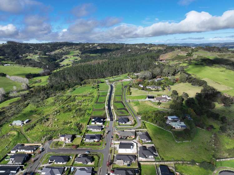 2-17,19-26 46 Urumaraki Avenue Helensville_11