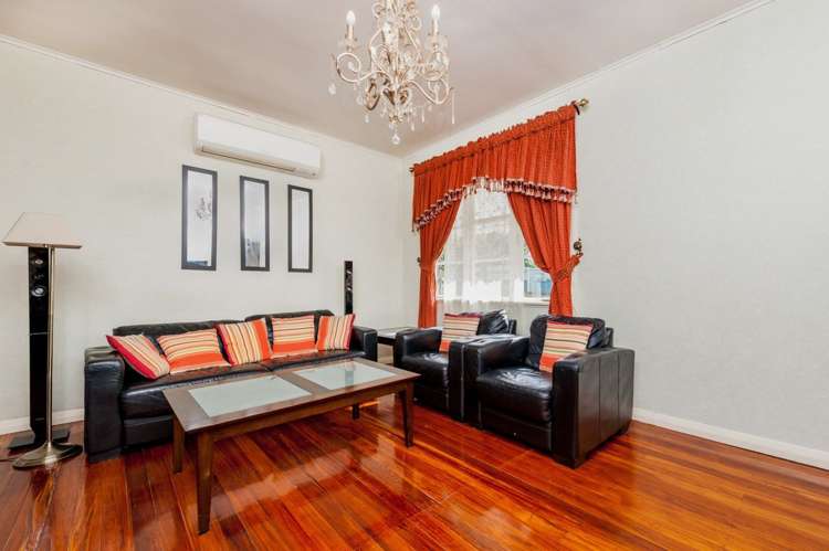 1b Sarona Avenue Glen Eden_5