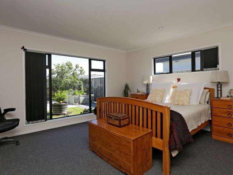 59 Squire Drive Awatoto_11