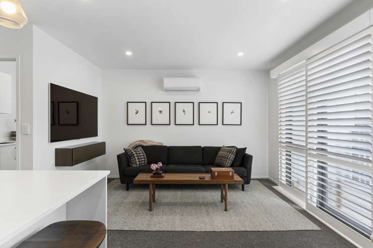 2/2 Unga Place Beachlands_18