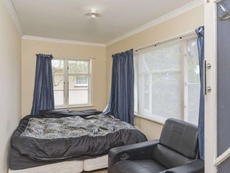 18 Maitland Avenue Stoke_16