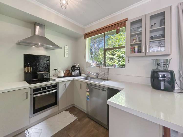 76 Inglewood Road 2251_1