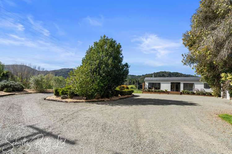 316 Mountain Road Maungaturoto_9