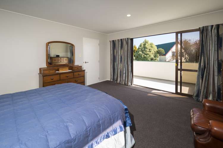 21 Churchill Avenue Allenton_16