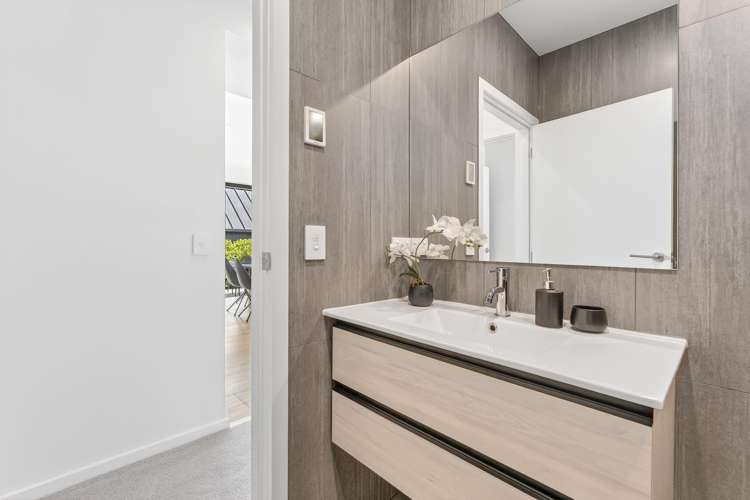 2 Mckenzies Shute Jacks Point_17