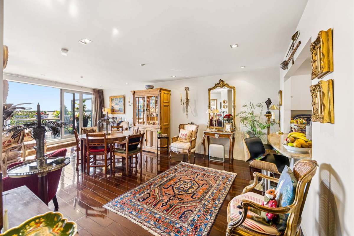 4B/10 Augustus Terrace_2