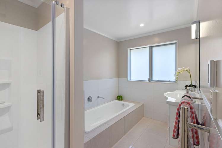 70 Metehau Street Marshland_11