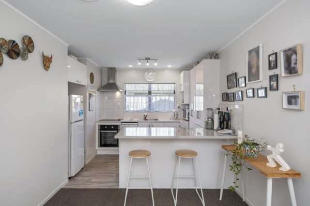 81b Chadwick Road 1072_2