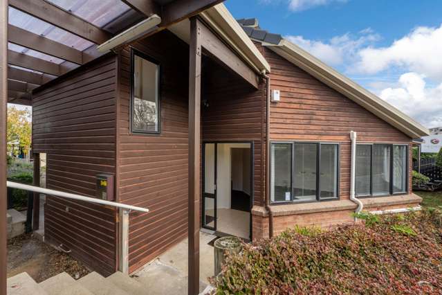 8/37 Moore Street Howick_2