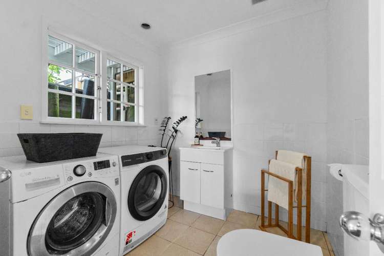 6 Leys Crescent Remuera_18