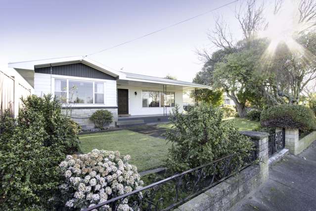 7 Cranby Crescent Onekawa_1