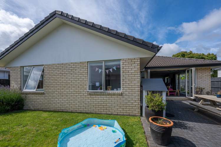 9 Holland Street Glenholme_17