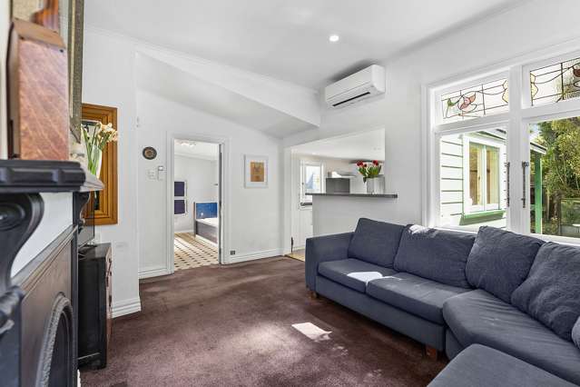 27 Donald Mclean Street Newtown_4