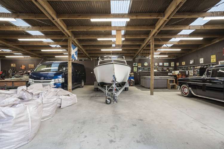 34 Pencarrow Crescent Wainuiomata_31