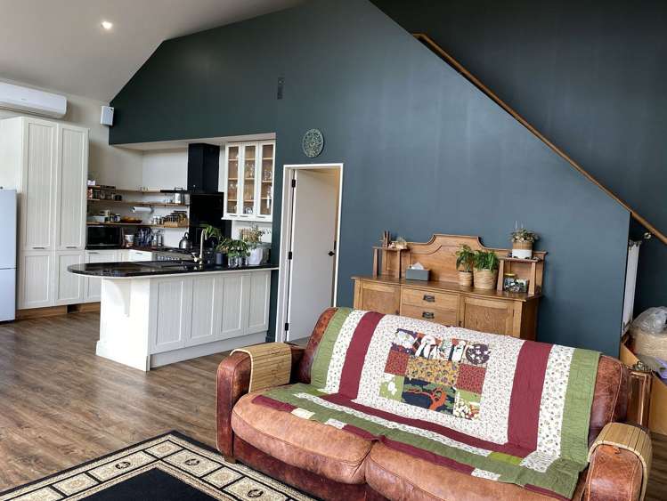 375 Port Hills Road Hillsborough_11