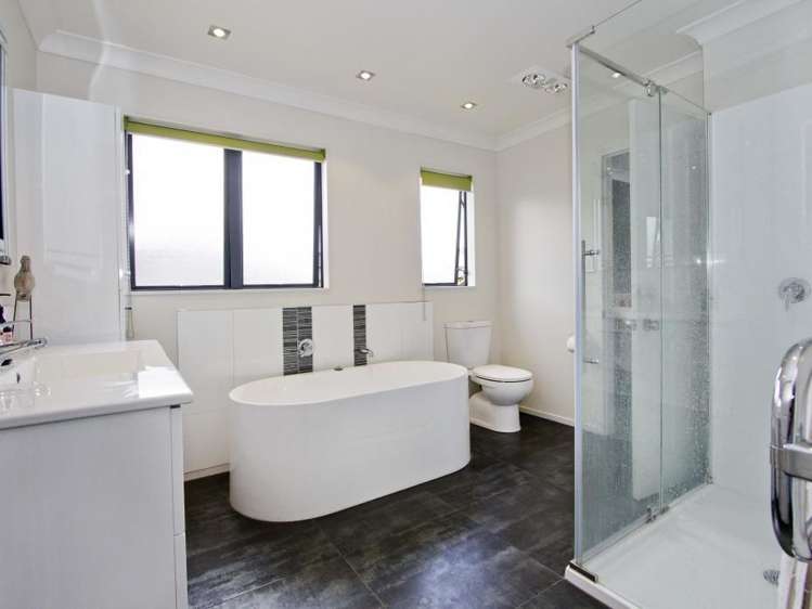 25 Sun Valley Grove Wainuiomata_9