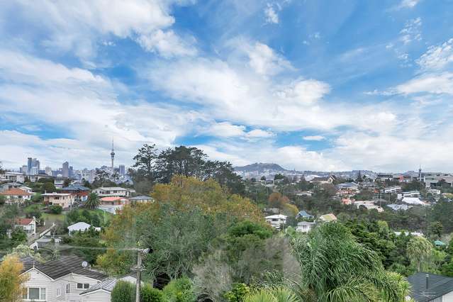 1/217 Eskdale Road Birkenhead_4