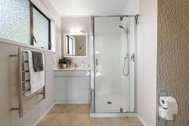 188 Sandspit Road Shelly Park_18