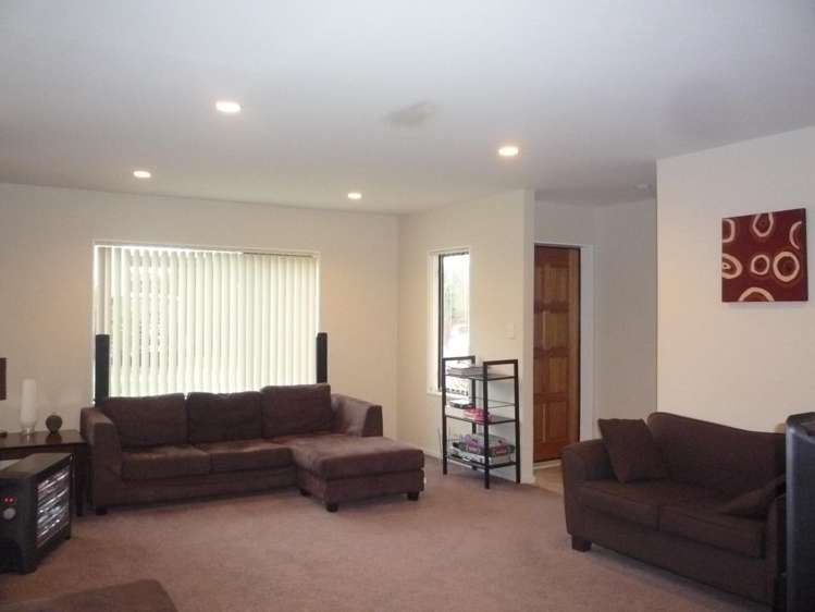 10 Whitbourne Heights Manurewa_4