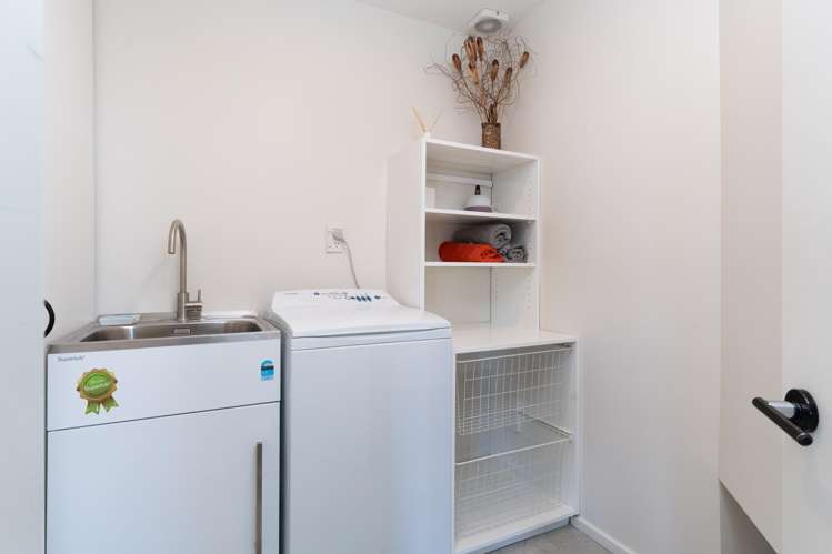 35A Te Awakura Terrace Mount Pleasant_21