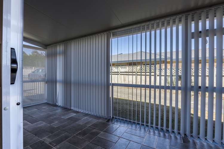 17b Villa Grove Paraparaumu_11