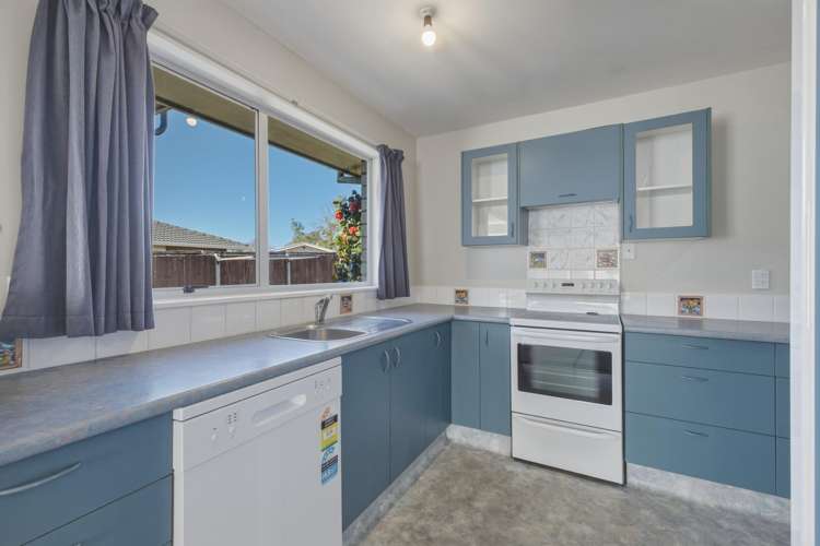 1/98A Lake Terrace Road_5