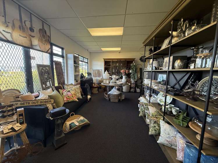 325 Main Road Kumeu_7