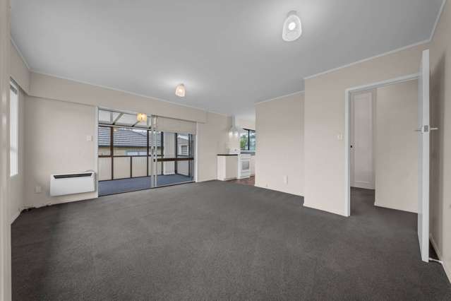 17 Faith Bullock Place New Lynn_3