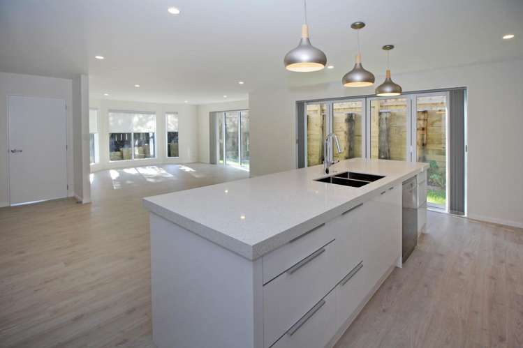 239a Beach Haven Road Birkdale_8