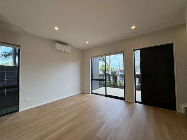 1/13 Thomas Road 10683_2