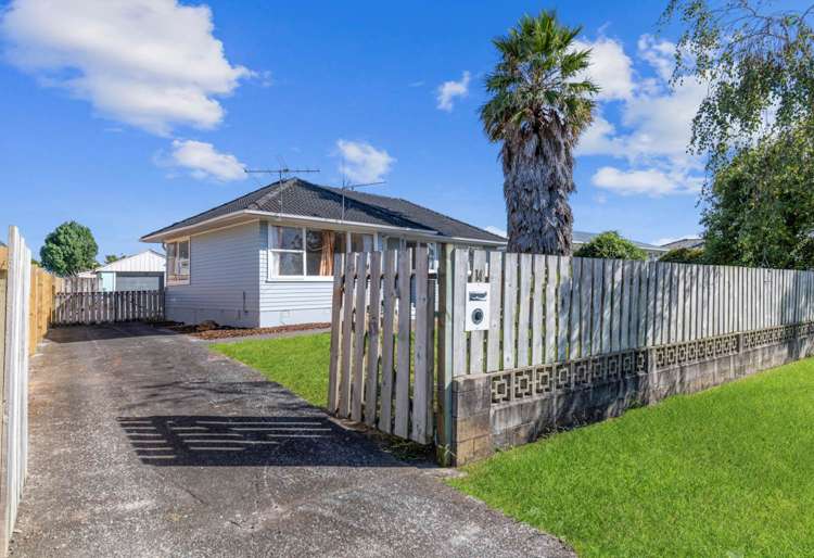 14 Tairere Crescent Rosehill_1