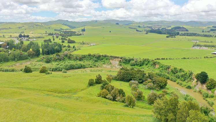 136 Weber Road Dannevirke_12