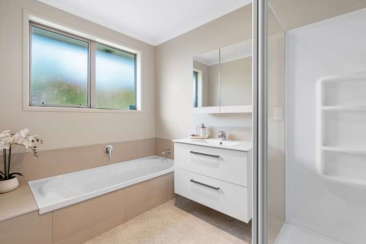 28 Blacklock Road Pyes Pa_15