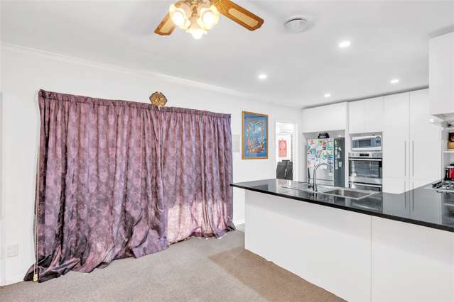 14 Cyclamen Road Mangere_2