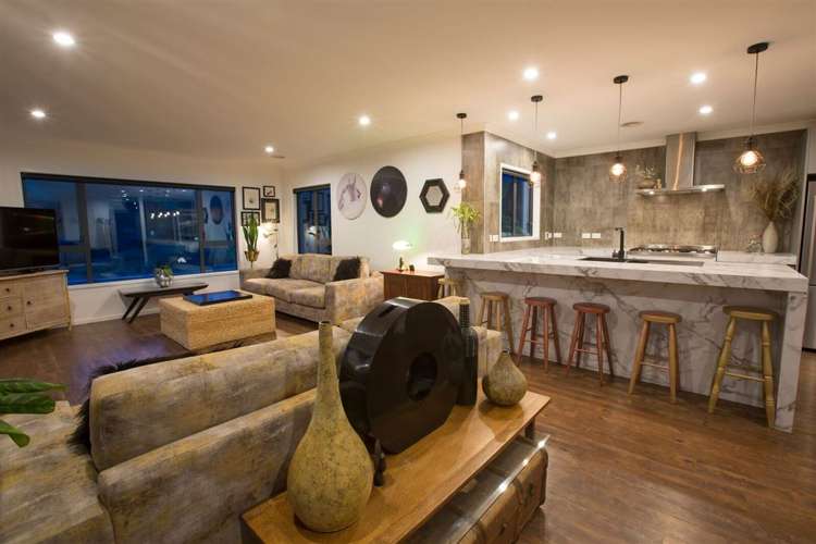 8 Tararua Close Aotea_5