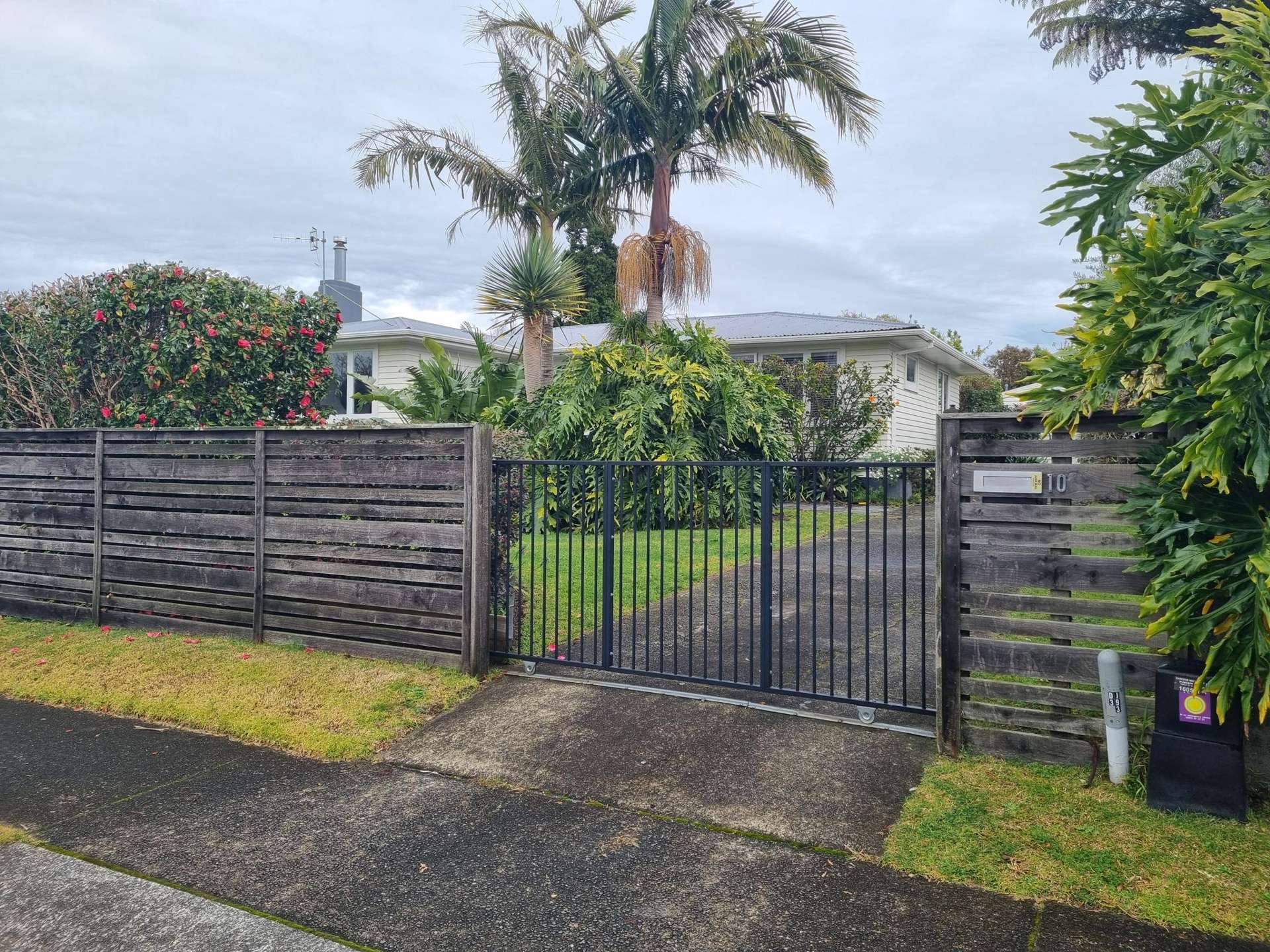 10 Bristol Avenue Brookfield_0