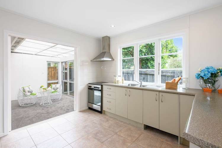 175 Portage Road New Lynn_9