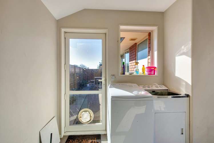 2/21 Awatea Road Hornby_10