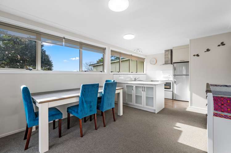 80 Emmett Street Greerton_10