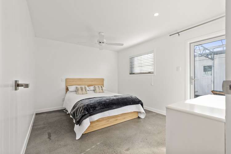 1880 East Coast Road Whakatiwai_9