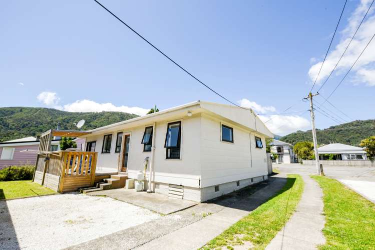 67a Broadway Picton_14