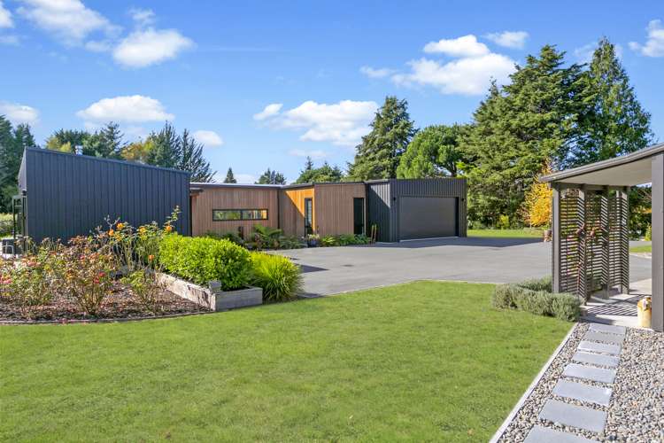 180 Mapara Road Acacia Bay_22