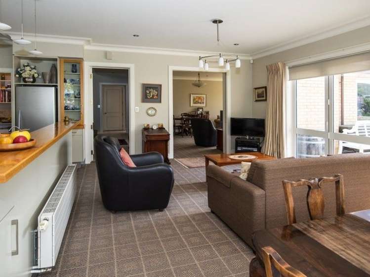 97 Oak Grove Ashburton_10