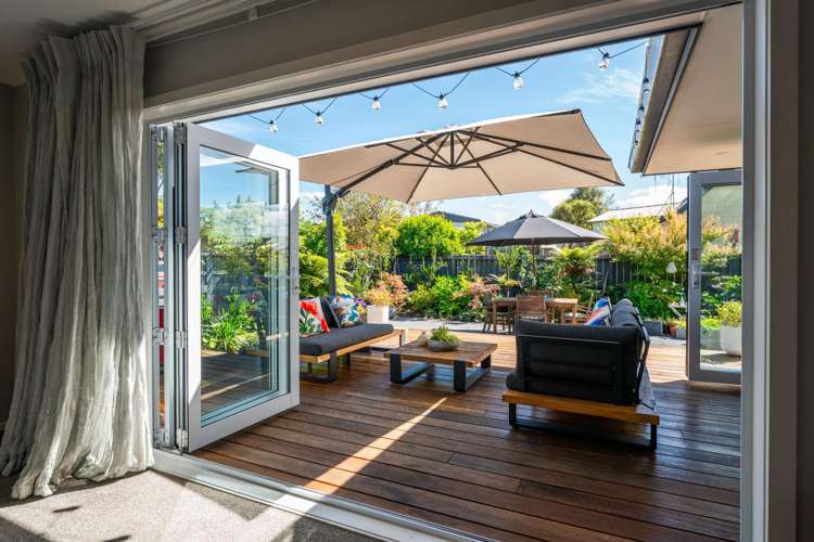 18B Karamu Street Central_12